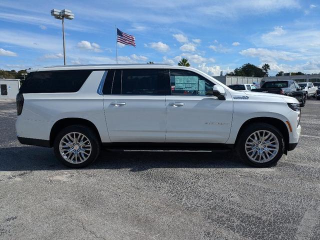 Photo of 2025 White Chevrolet Suburban