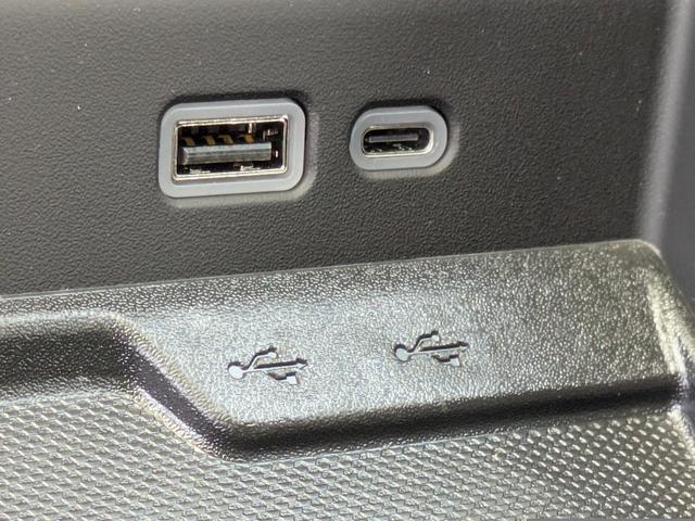 Photo of 2025 White Chevrolet Suburban