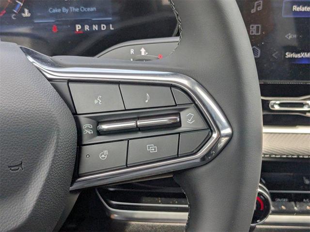 Photo of 2026 Green Chevrolet Equinox