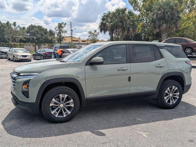 Photo of 2026 Green Chevrolet Equinox
