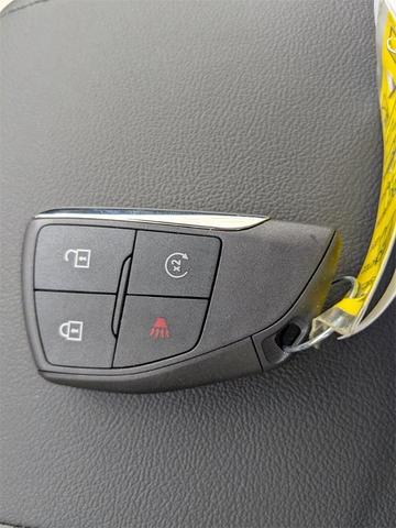 Photo of 2026 Green Chevrolet Equinox
