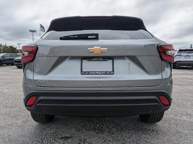 Photo of 2026 Gray Chevrolet Trax