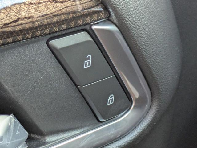 Photo of 2026 White Chevrolet Silverado 1500