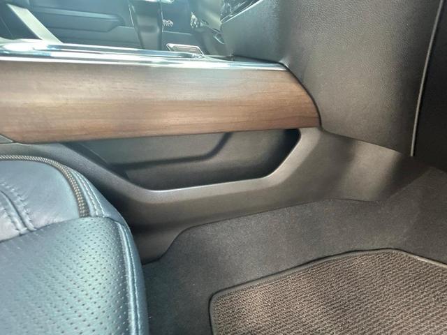 Photo of 2024 Lakeshore Blue Chevrolet Silverado 1500