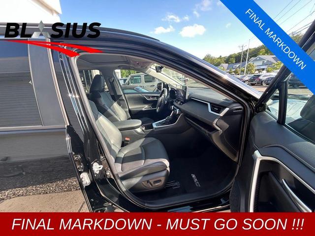 Photo of 2023 Black Toyota RAV4 Hybrid