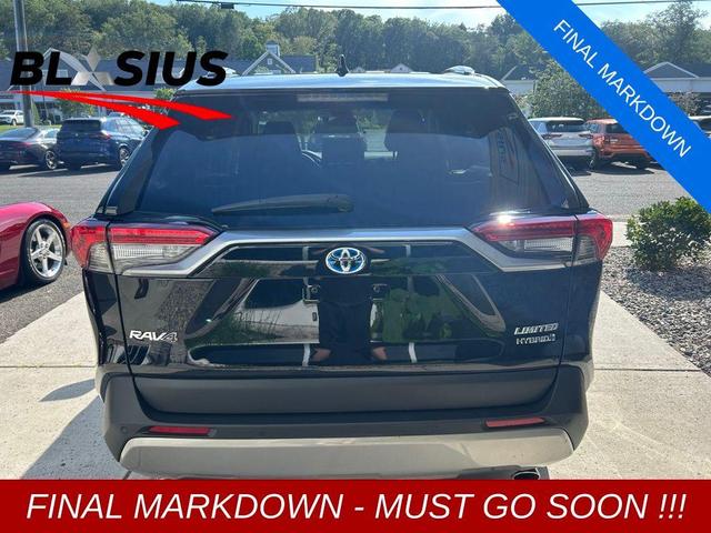 Photo of 2023 Black Toyota RAV4 Hybrid