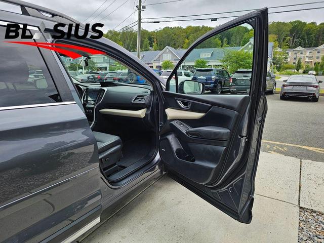 Photo of 2019 Magnetite Gray Metallic Subaru Ascent