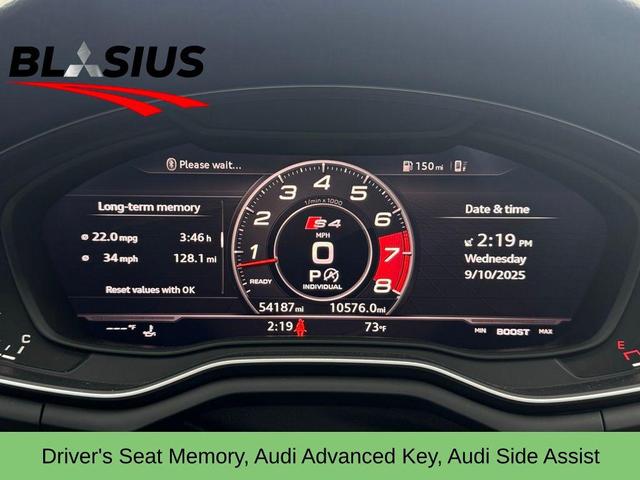 Photo of 2019 Glacier White Metallic Audi S4