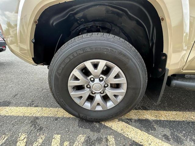 Photo of 2018 Tan Toyota Tacoma