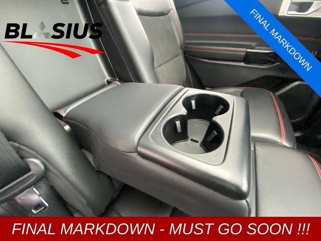 Photo of 2022 Star White Ford Explorer