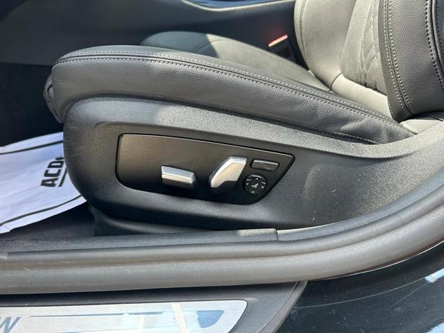 Photo of 2022 Black Sapphire Metallic BMW 540