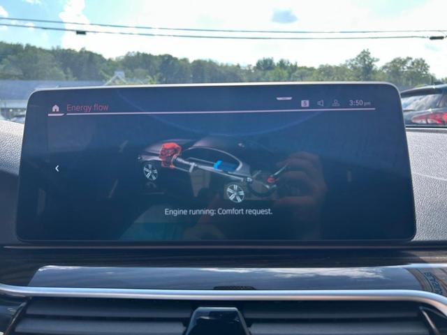 Photo of 2022 Black Sapphire Metallic BMW 540