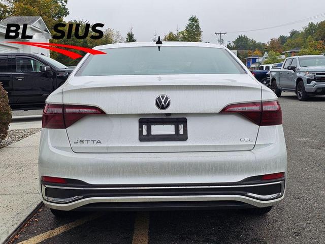 Photo of 2024 Opal White Pearl Effect Volkswagen Jetta