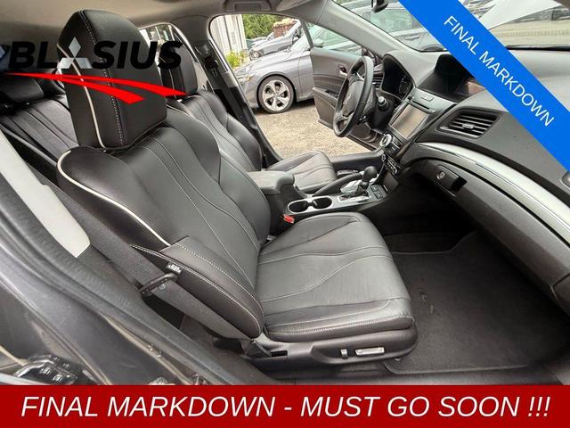 Photo of 2020 Gray Acura ILX