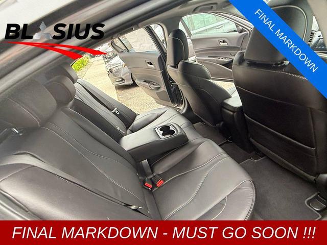 Photo of 2020 Gray Acura ILX