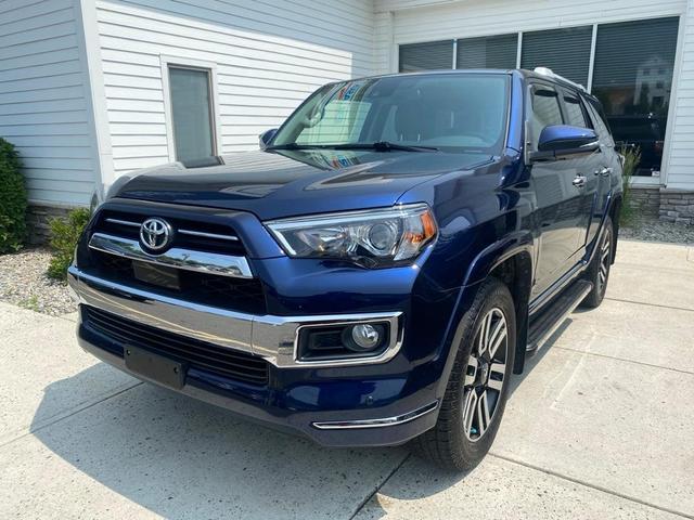 Photo of 2020 Blue Toyota 4Runner