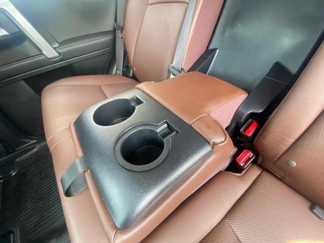 Photo of 2020 Blue Toyota 4Runner