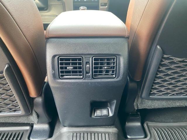 Photo of 2020 Blue Toyota 4Runner