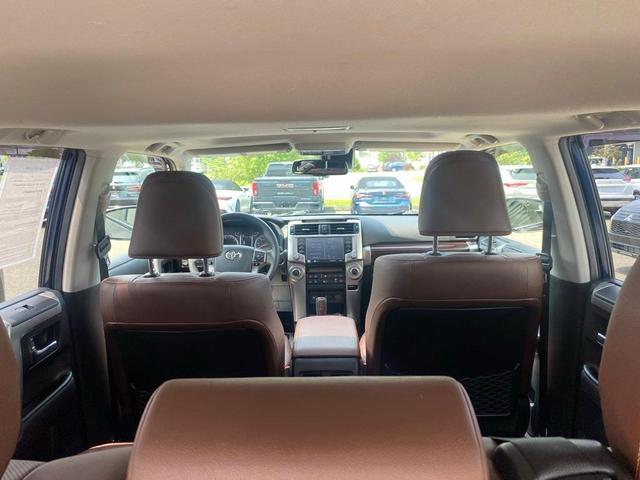 Photo of 2020 Blue Toyota 4Runner