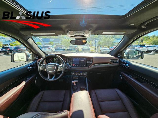 Photo of 2023 DB Black Crystal Clearcoat Dodge Durango
