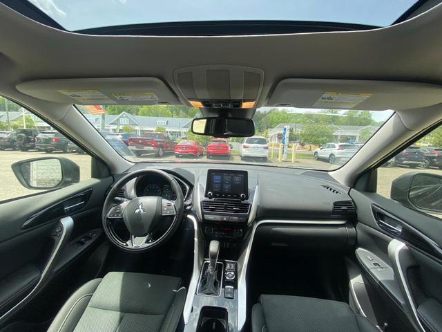 Photo of 2025 Labrador Black Pearl Mitsubishi Eclipse Cross