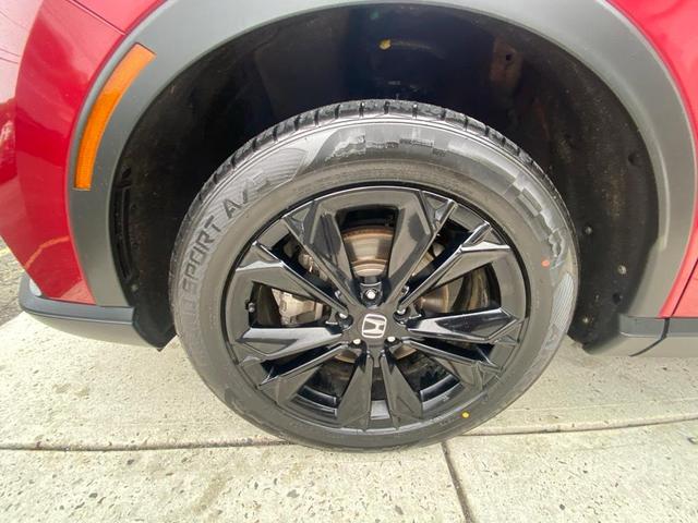 Photo of 2023 Red Honda CR-V Hybrid