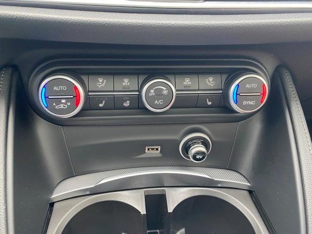 Photo of 2024 Alfa White Alfa Romeo Stelvio