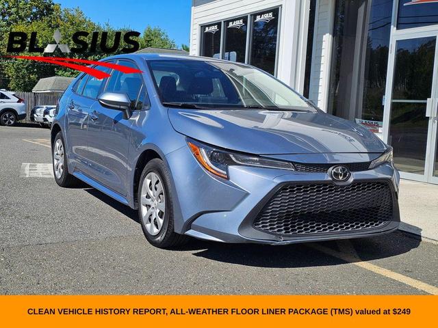 Photo of 2022 Gray Toyota Corolla