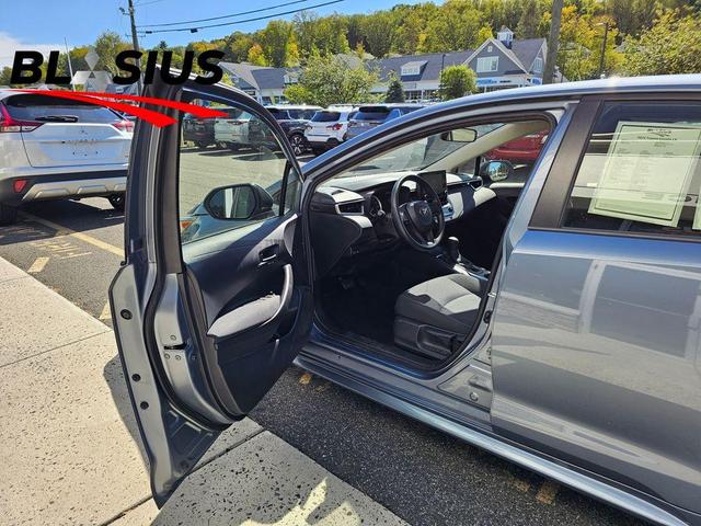 Photo of 2022 Gray Toyota Corolla