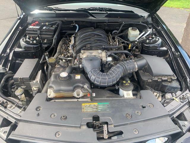 Photo of 2006 Black Clearcoat Ford Mustang
