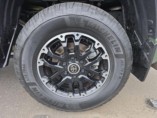 Photo of 2022 Army Green Toyota Tundra