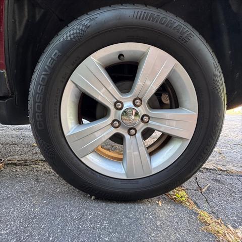 Photo of 2015 Deep Cherry Red Crystal Pearlcoat Jeep Compass