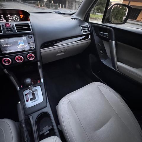 Photo of 2017 Venetian Red Pearl Subaru Forester