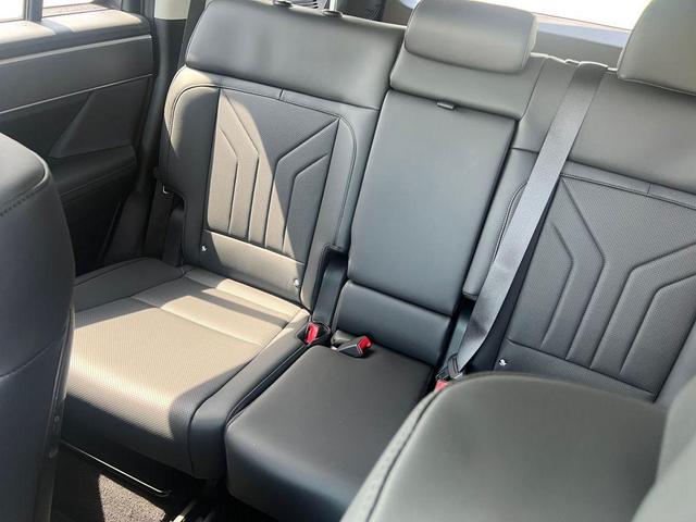 Photo of 2026 Phantom Black Hyundai SANTA FE