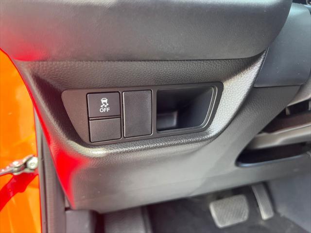 Photo of 2024 Milano Red Honda HR-V
