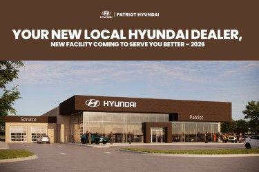 Photo of 2025 Lunar White w/Black Roof Hyundai VENUE