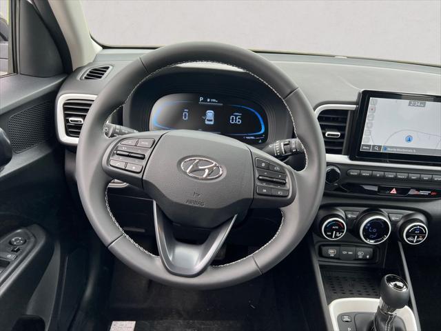Photo of 2025 Lunar White w/Black Roof Hyundai VENUE