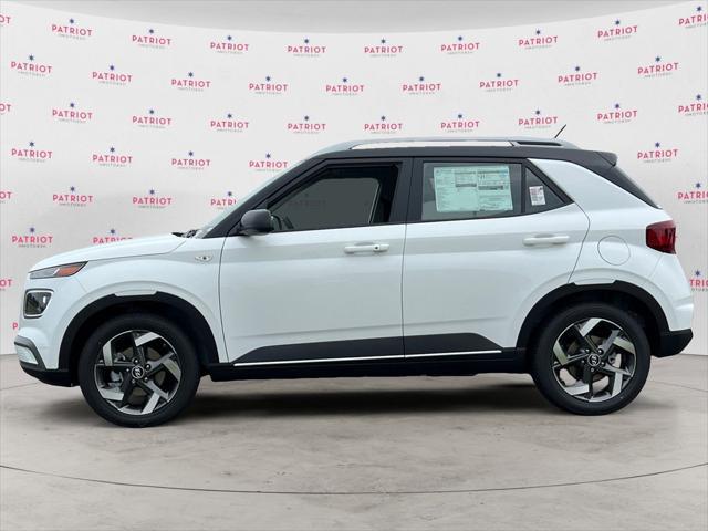 Photo of 2025 Lunar White w/Black Roof Hyundai VENUE