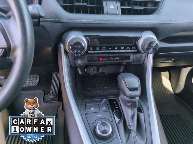 Photo of 2024 Ice Cap Toyota RAV4 Hybrid