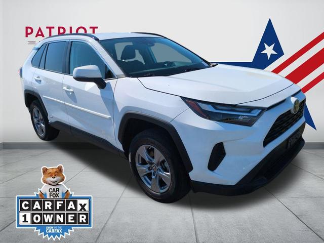 Photo of 2024 Ice Cap Toyota RAV4 Hybrid