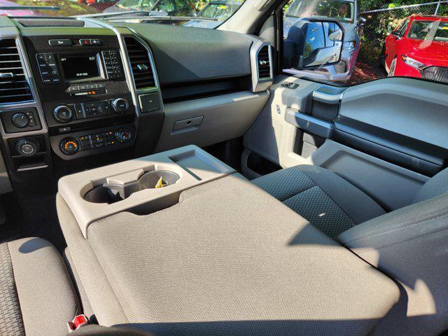 Photo of 2017 Oxford White Ford F-150