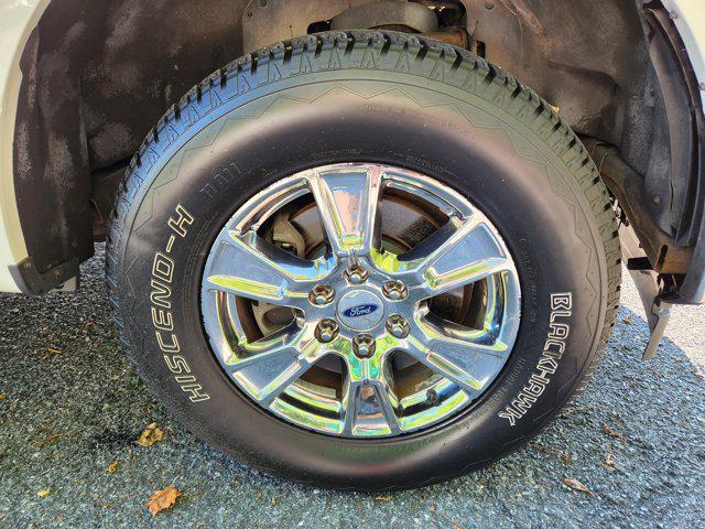 Photo of 2017 Oxford White Ford F-150