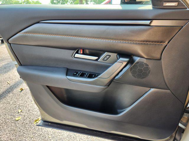 Photo of 2024 Zircon Sand Metallic Mazda CX-50