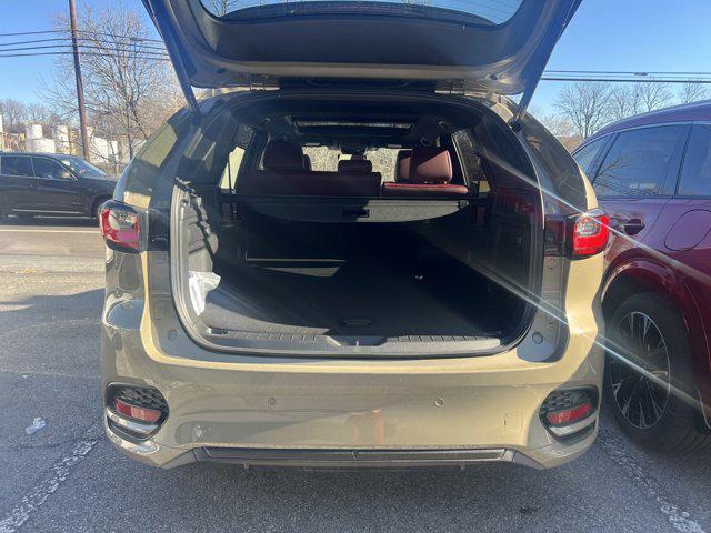 Photo of 2025 Zircon Sand Metallic Mazda CX-70