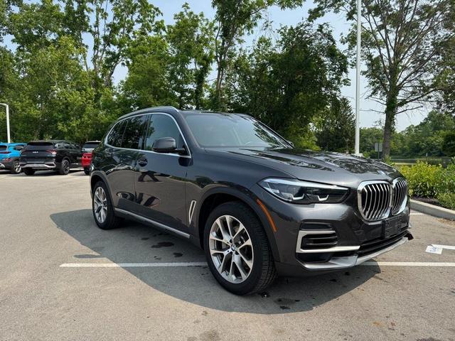 Photo of 2022 Dark Graphite Metallic BMW X5