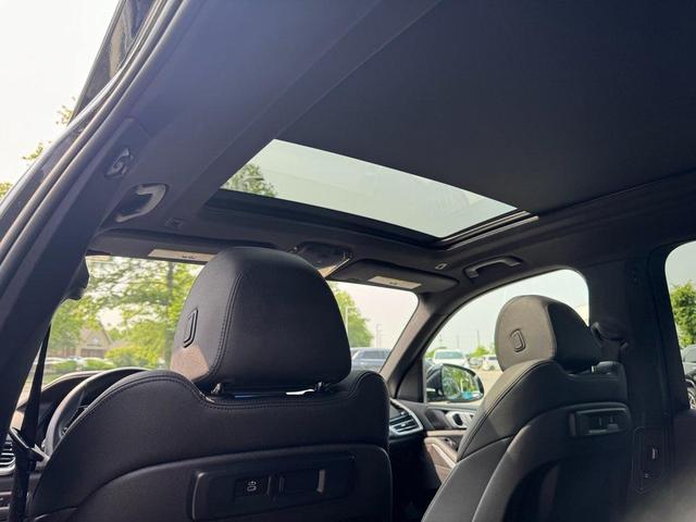 Photo of 2022 Dark Graphite Metallic BMW X5