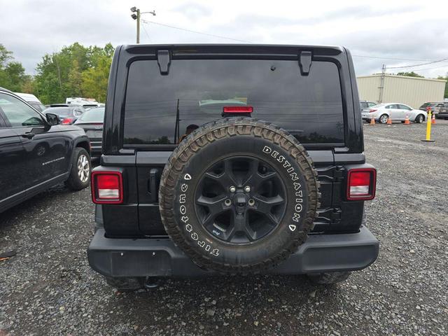 Photo of 2022 Black Clearcoat Jeep Wrangler Unlimited