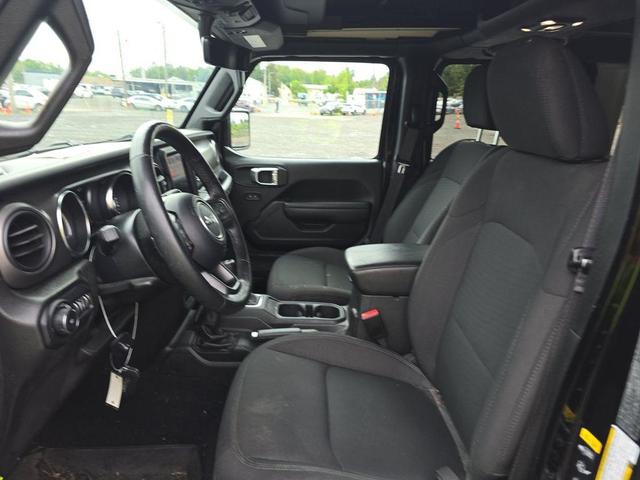 Photo of 2022 Black Clearcoat Jeep Wrangler Unlimited