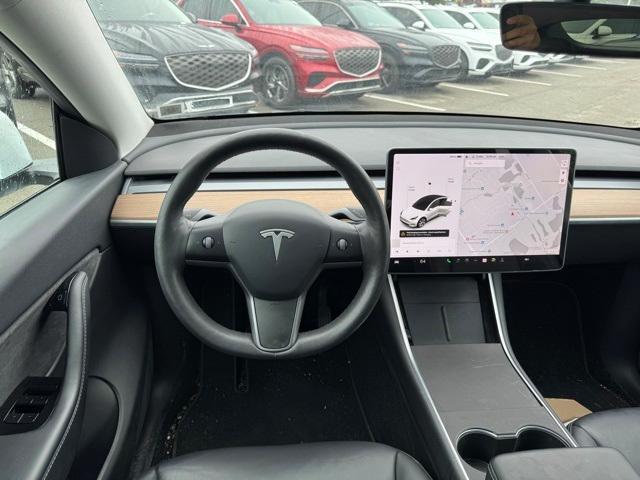 Photo of 2021 White Tesla Model Y