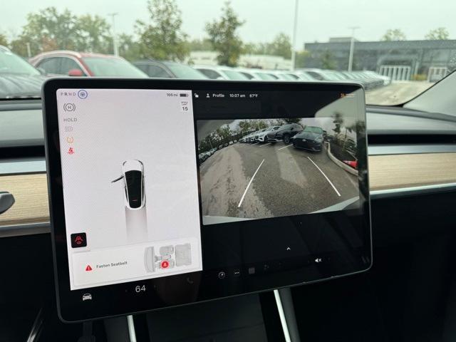 Photo of 2021 White Tesla Model Y